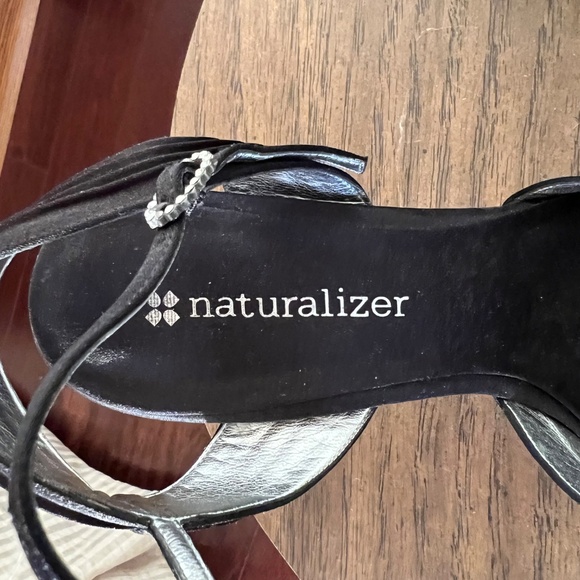 Naturalizer Black Satin Heels size 9.5 - Picture 5 of 7